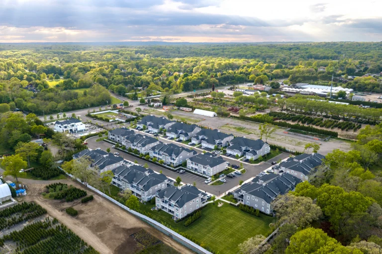 The Seasons at Dix Hills