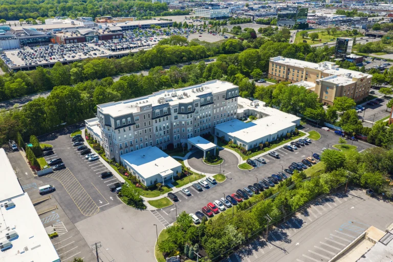 The Bristal at Garden City