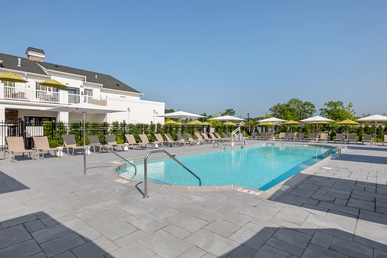 B2K Development The Seasons at Dix Hills