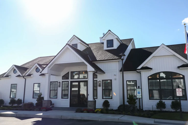 B2K Portfolio Sutton Landing at Commack