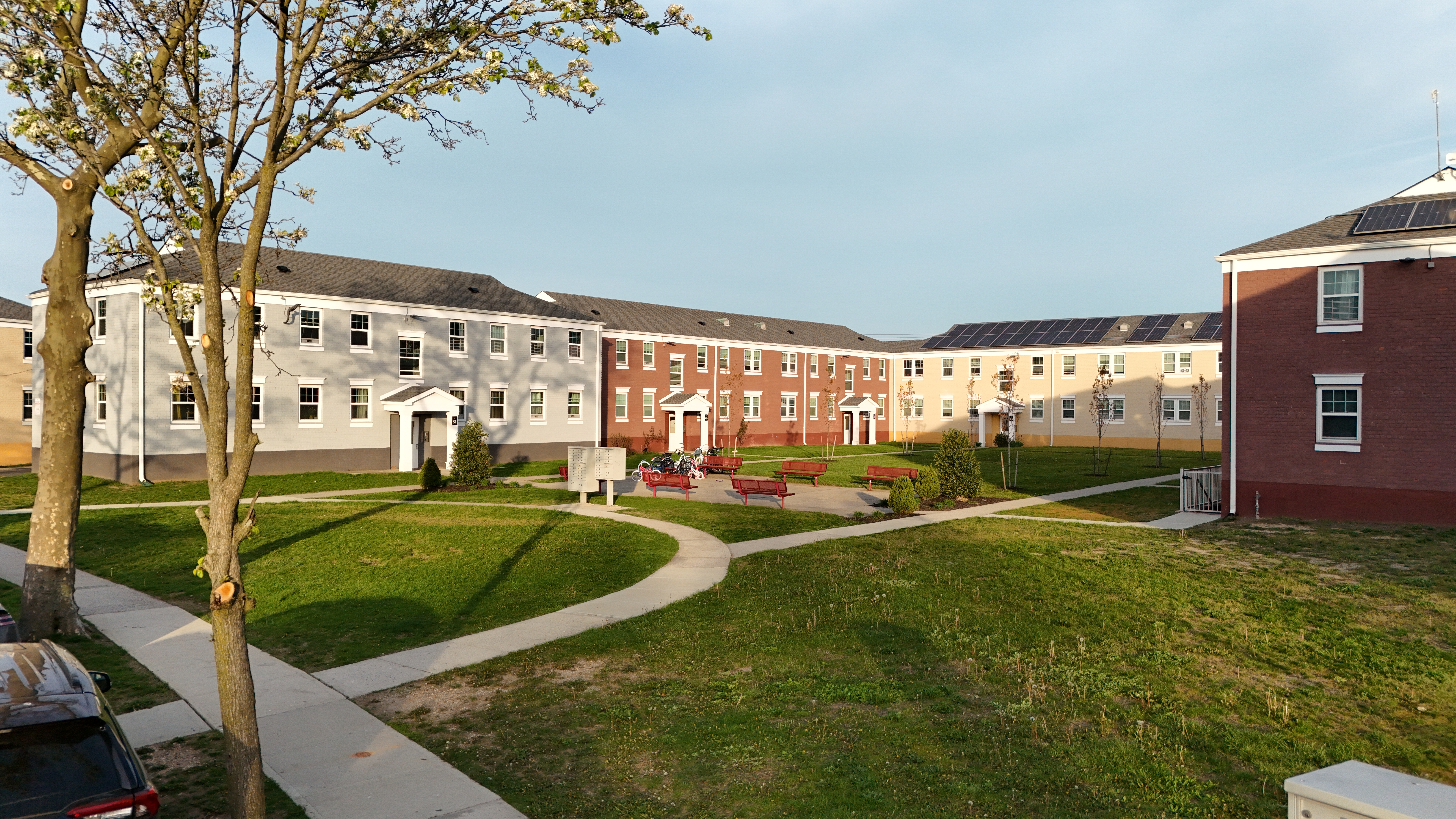 Park Lake Apartments