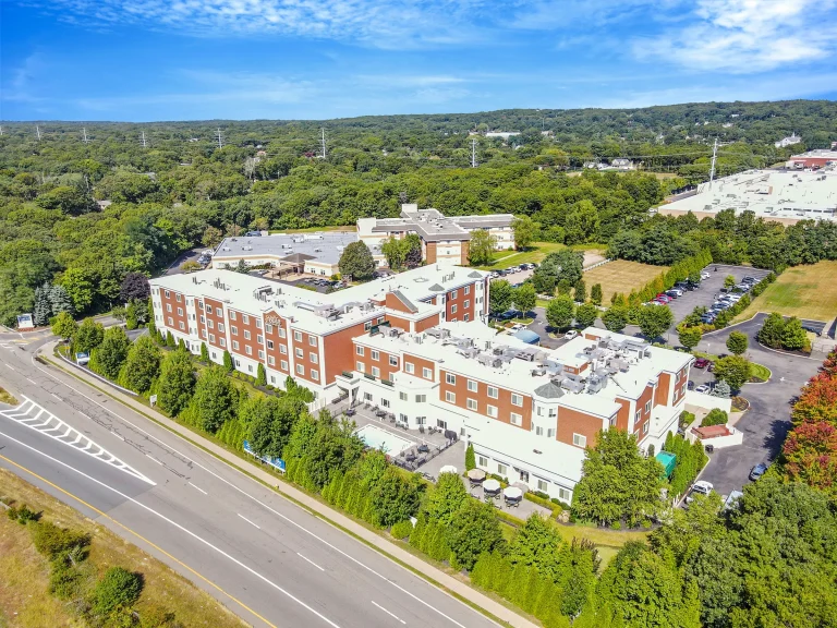 The Bristal at Holtsville