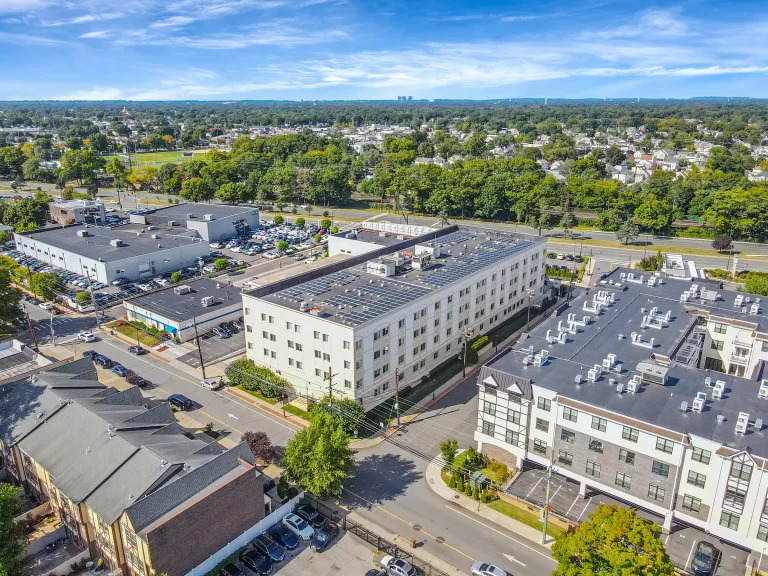 The Bristal at Lynbrook